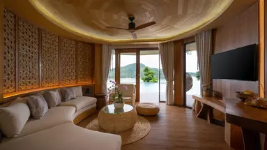 Sinae Phuket Luxury Hotel
