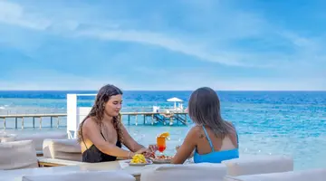 Sirena Aqua Park Beach Resort