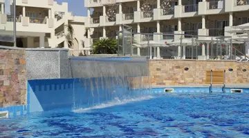 Sirena Aqua Park Beach Resort