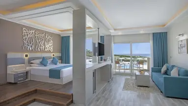Sirena Aqua Park Beach Resort
