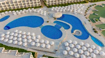 Sirena Aqua Park Beach Resort