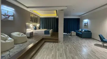Sirena Aqua Park Beach Resort