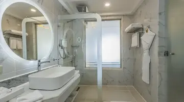Sirena Aqua Park Beach Resort