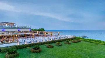 Sirena Aqua Park Beach Resort