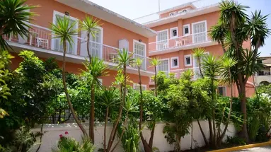 Sirena Beach Hotel