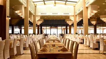 Sirena Beach Resort & Spa