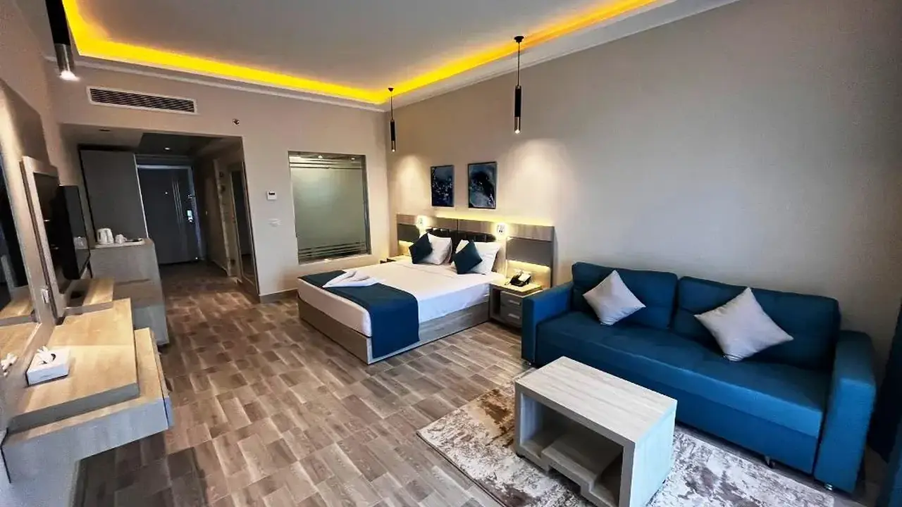 SIRENA BEACH RESORT & SPA