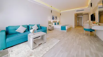 SIRENA BEACH RESORT & SPA