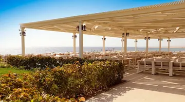 Sirena Beach Resort & Spa