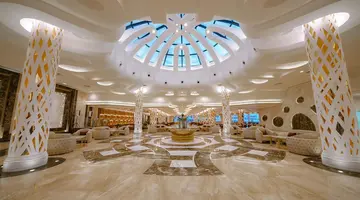 Sirena Beach Resort & Spa