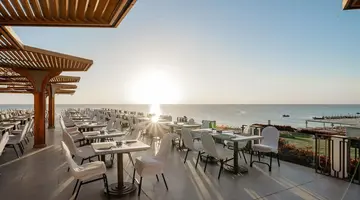 Sirena Beach Resort & Spa