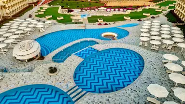 Sirena Beach Resort