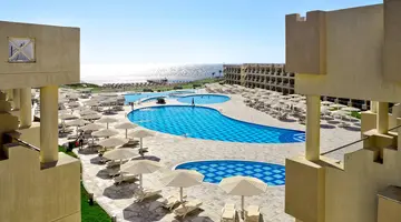 Sirena Beach Resort