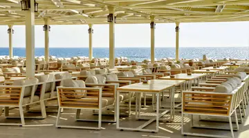 Sirena Beach Resort