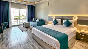 Sirena Beach Resort