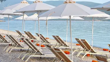 SIRENES BEACH RESORT