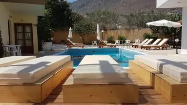 SIROCCO APARTMENTS