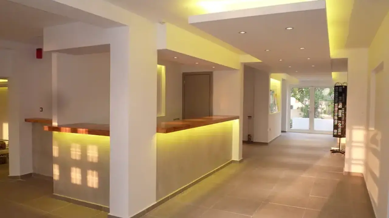 Sirocco Hotel