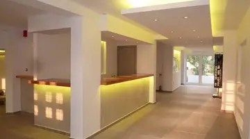 Sirocco Hotel