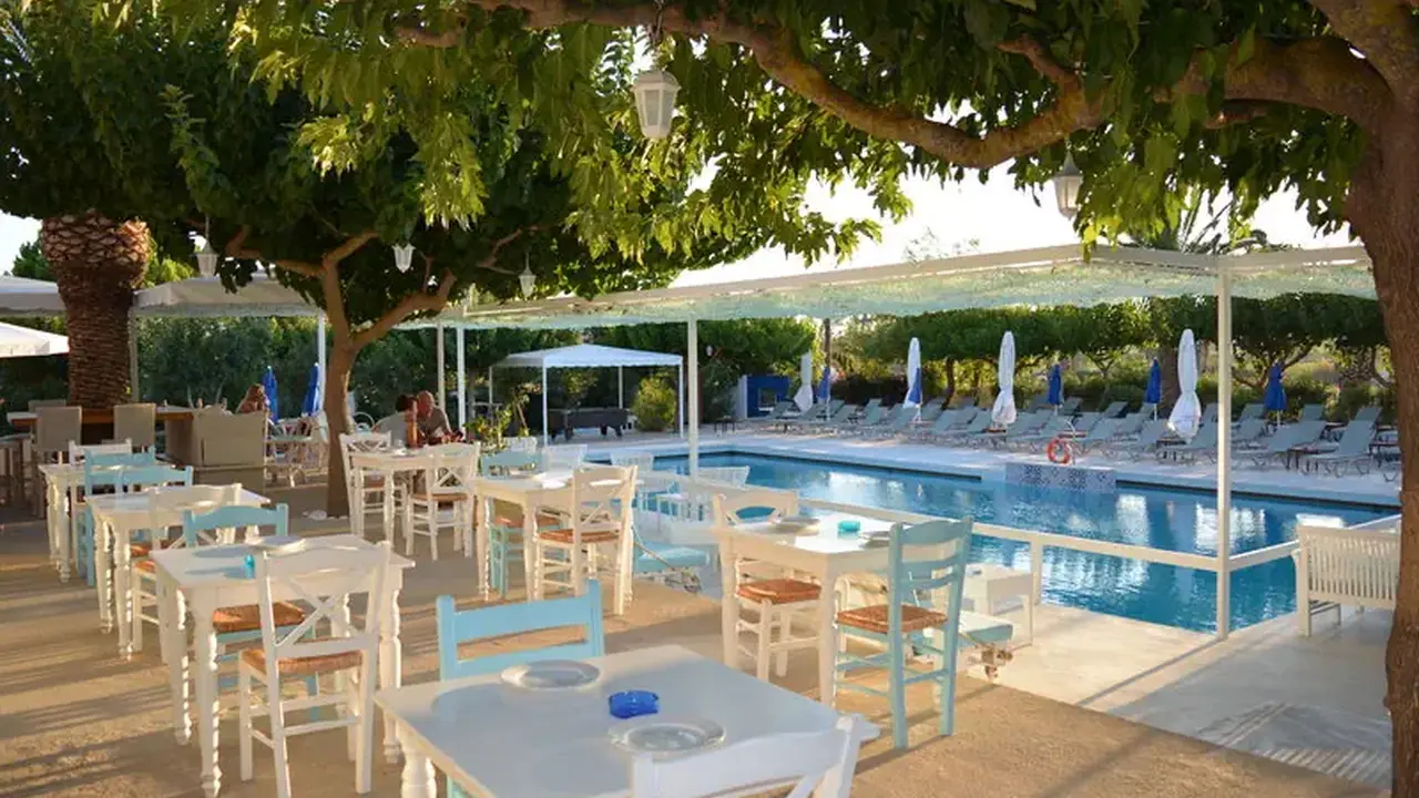 Sirocco Hotel