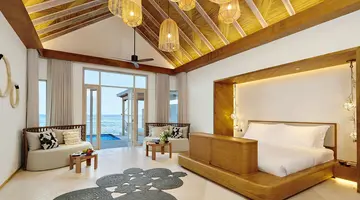 SIRRU FEN FUSHI – PRIVATE LAGOON RESORT