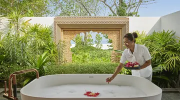 SIRRU FEN FUSHI – PRIVATE LAGOON RESORT