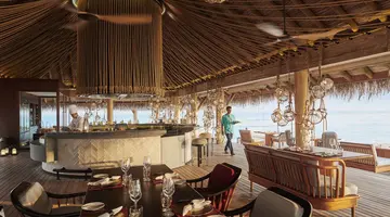 SIRRU FEN FUSHI – PRIVATE LAGOON RESORT