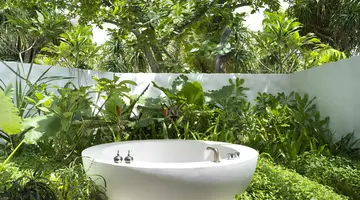 SIRRU FEN FUSHI – PRIVATE LAGOON RESORT