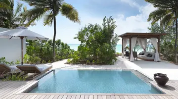 SIRRU FEN FUSHI – PRIVATE LAGOON RESORT