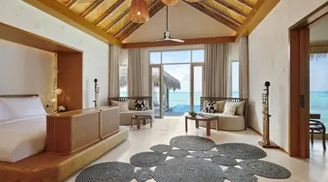 SIRRU FEN FUSHI – PRIVATE LAGOON RESORT