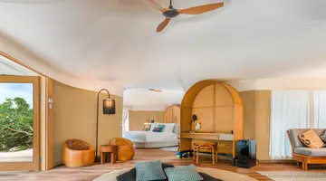 SIRRU FEN FUSHI – PRIVATE LAGOON RESORT