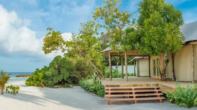 SIRRU FEN FUSHI – PRIVATE LAGOON RESORT