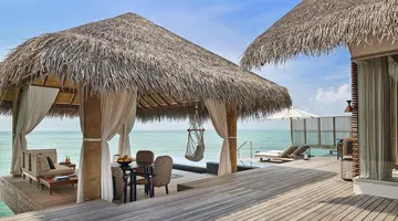 SIRRU FEN FUSHI – PRIVATE LAGOON RESORT