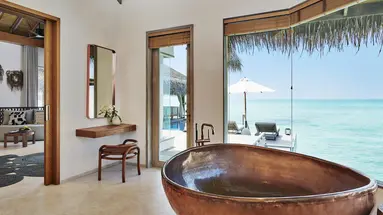 SIRRU FEN FUSHI – PRIVATE LAGOON RESORT