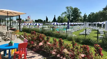 Sisan Family Resort