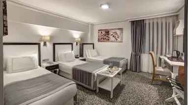 Skalion Hotel