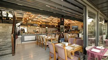 Skalion Hotel