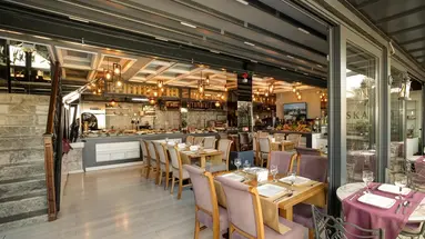 Skalion Hotel