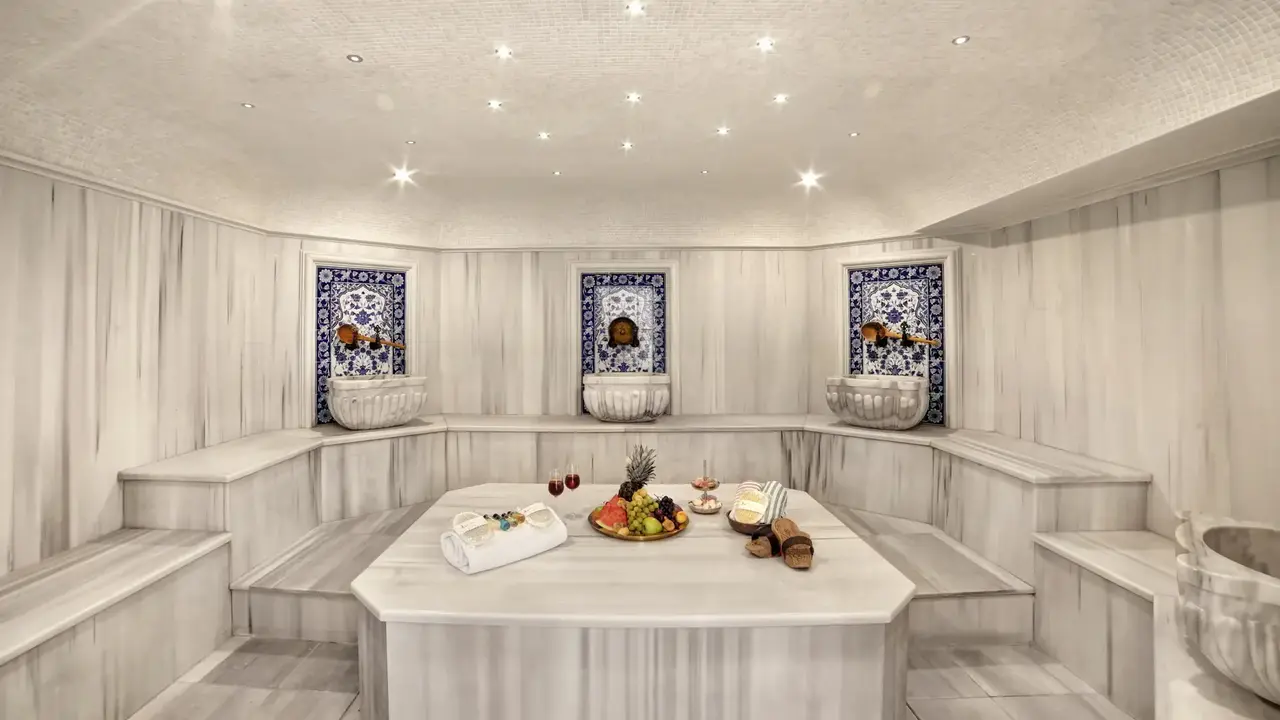 Skalion Hotel