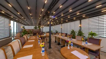 Skalion Hotel