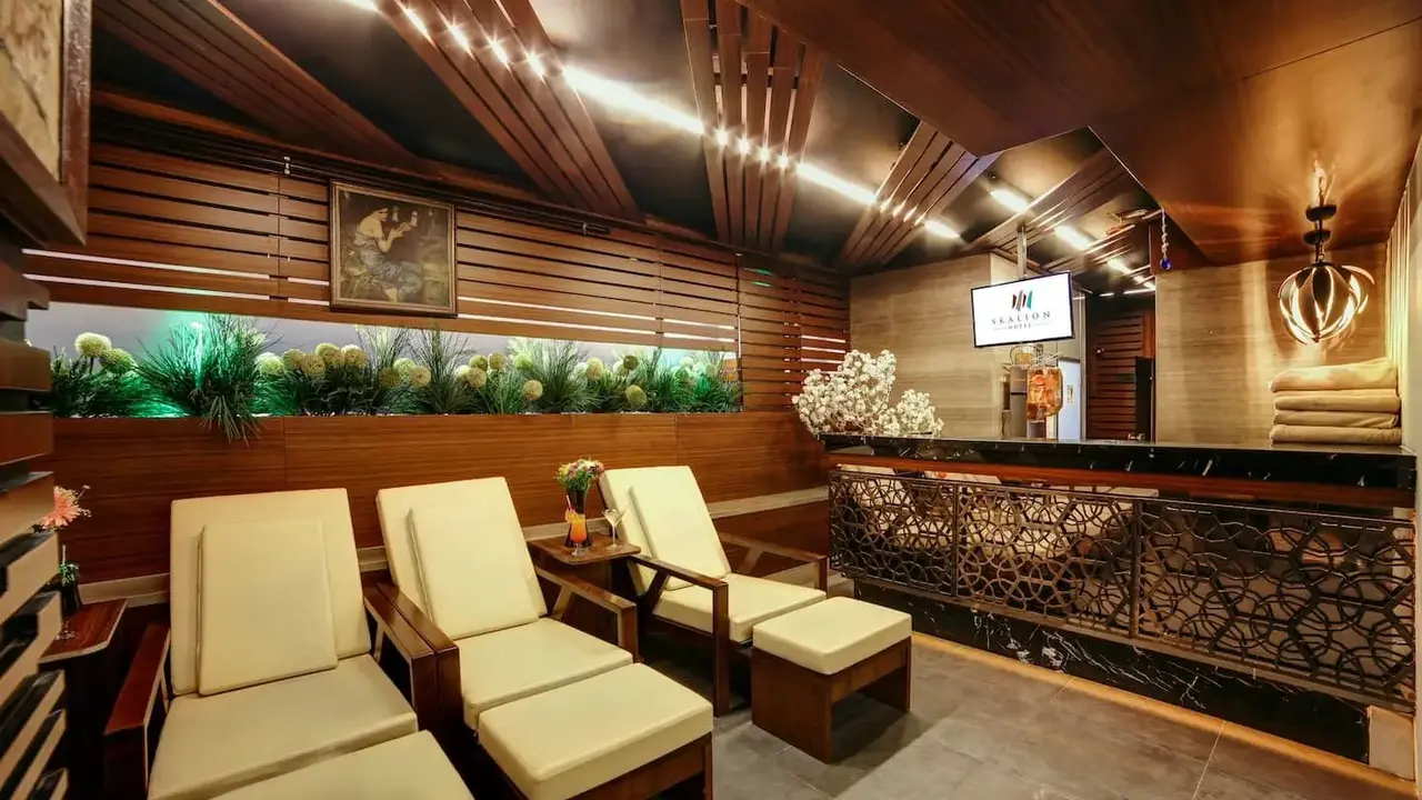 SKALION HOTEL