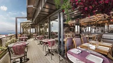 Skalion Hotel