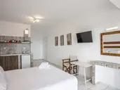 Skentos Hotel
