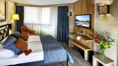 SKICLOSING HOTEL GRAND JASNA