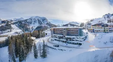 SKIOPENING FALKENSTEINER HOTEL SONNENALPE