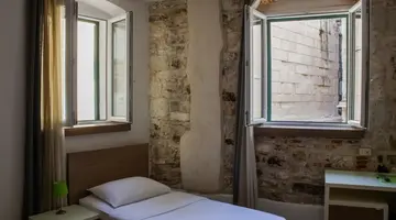 Slavija Culture Heritage Hotel
