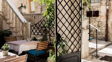 Slavija Culture Heritage Hotel