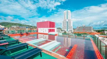 SLEEP WITH ME HOTEL - Design Hotel at Patong