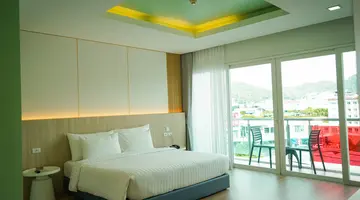 SLEEP WITH ME HOTEL - Design Hotel at Patong