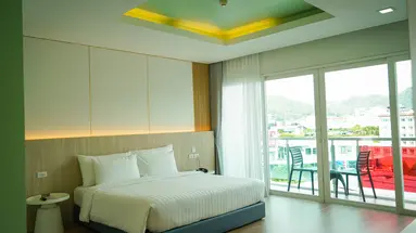 SLEEP WITH ME HOTEL - Design Hotel at Patong